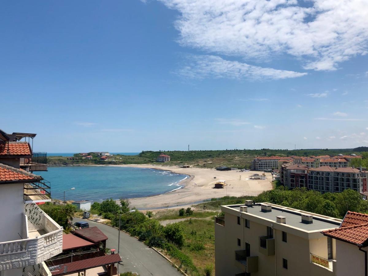 "Калоянови" Hotel Tsarevo Buitenkant foto