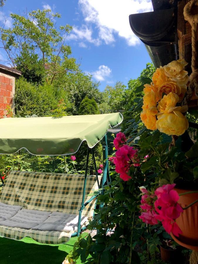 "Калоянови" Hotel Tsarevo Buitenkant foto